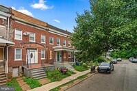 Building Photo - 3914 Ridgewood Ave