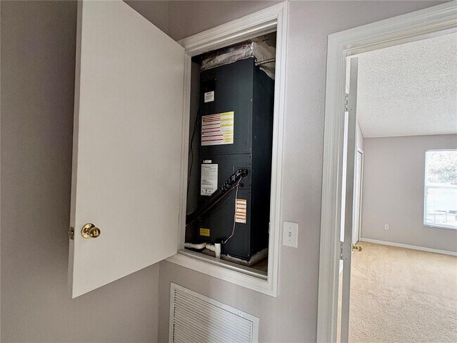 Building Photo - 6512 Osprey Lake Cir