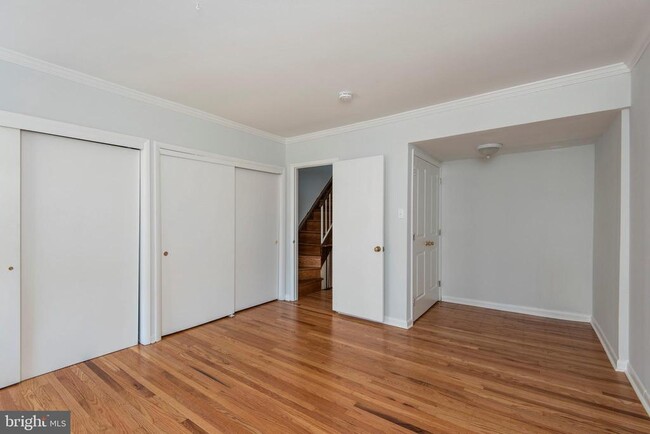 Building Photo - 3936 Delancey St