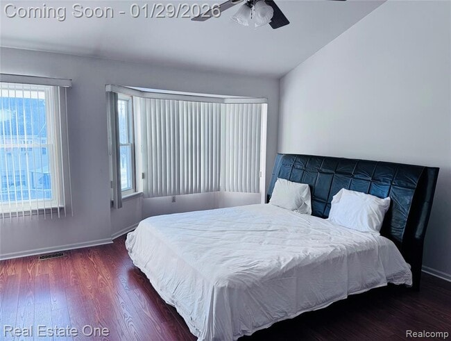 Building Photo - 37375 Chelsea Ln