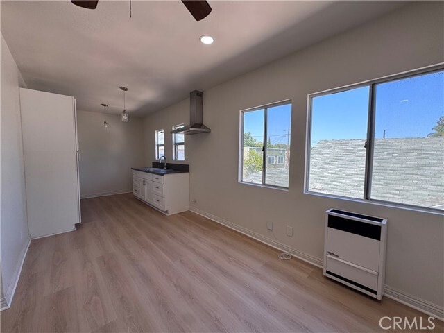 Building Photo - 875 W 41st Dr