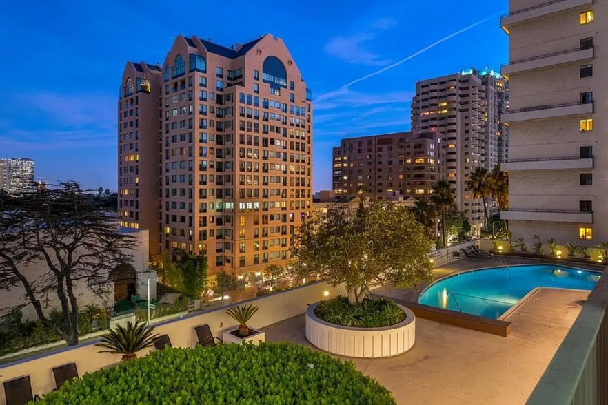 View of Wilshire Corridor and Pool Deck - 10501 Wilshire Blvd