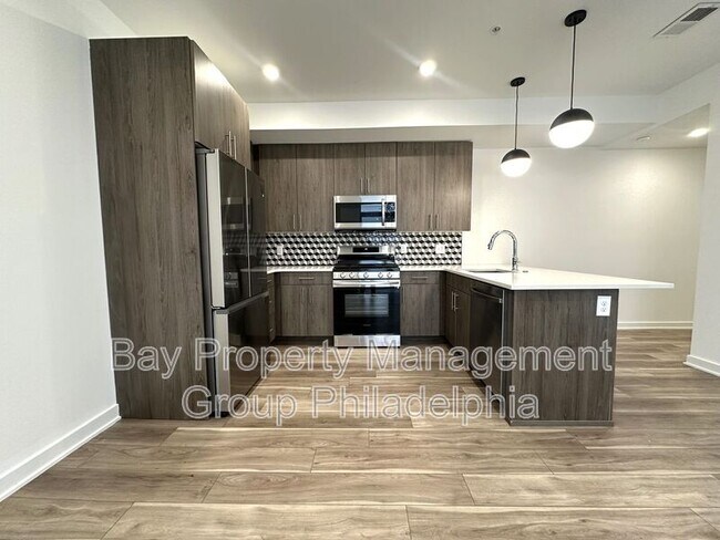 Building Photo - 2702 Frankford Ave