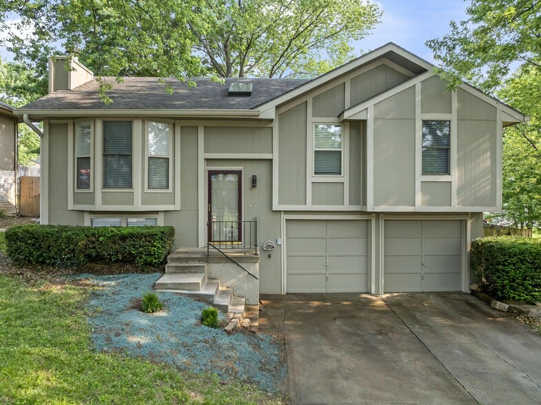 Building Photo - 8715 NW 83rd Street