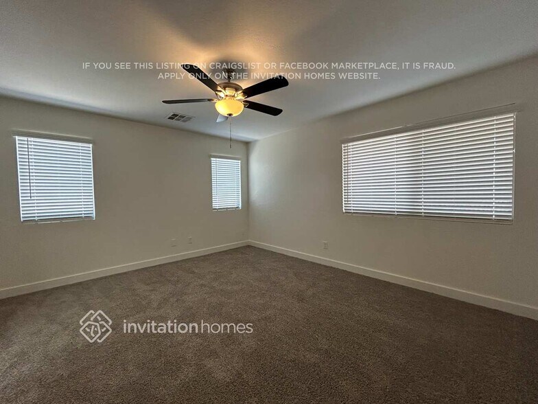 Building Photo - 15572 W Meade Ln