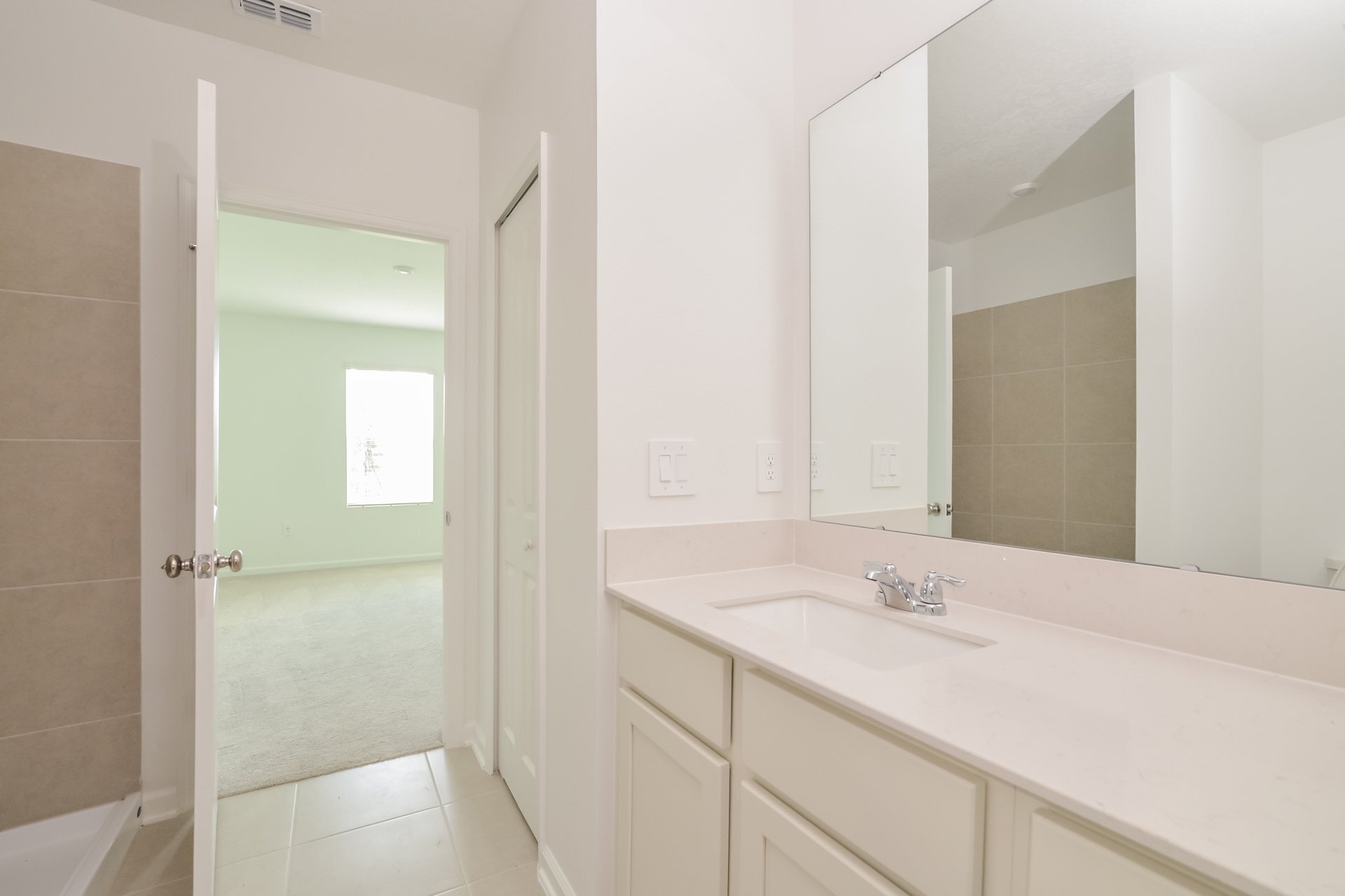 Building Photo - 4409 River Beacon Blvd