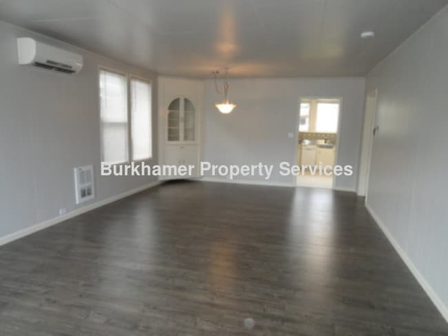 Building Photo - 119 W FIFTH ST ABERDEEN, WA. 98520