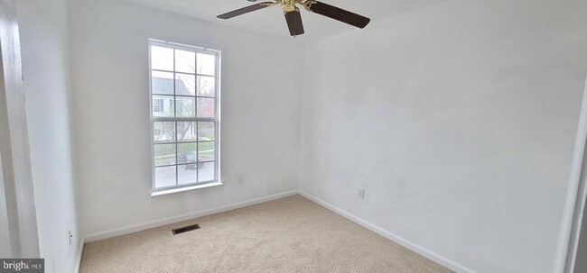 Building Photo - 662 Lucky Leaf Cir