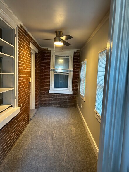 Building Photo - 320 Washington Ave
