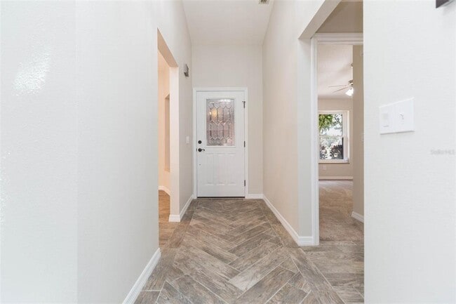 Building Photo - 6541 Brentwood Dr.