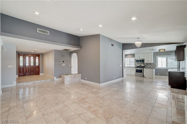 Building Photo - 6635 Costa Brava Rd