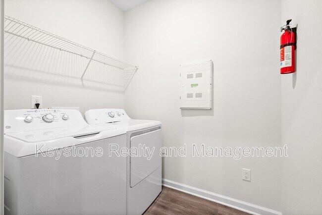 Building Photo - 15 Millswood Dr