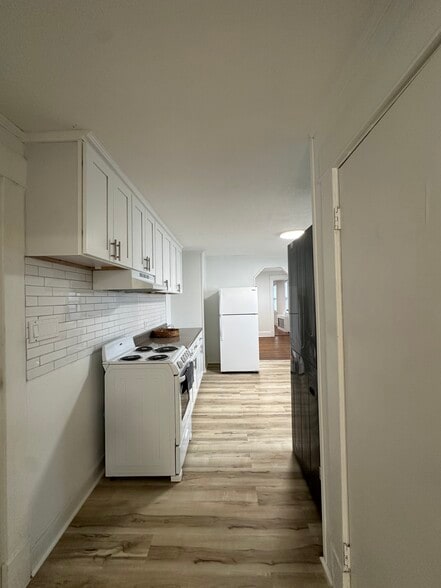 Building Photo - 48 Liberty St