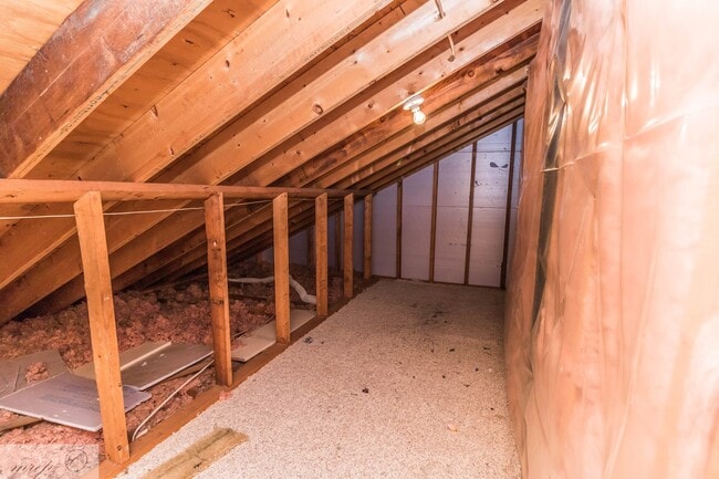 Building Photo - Spacious & Renovated Townhouse in Willow Run * Goldsboro