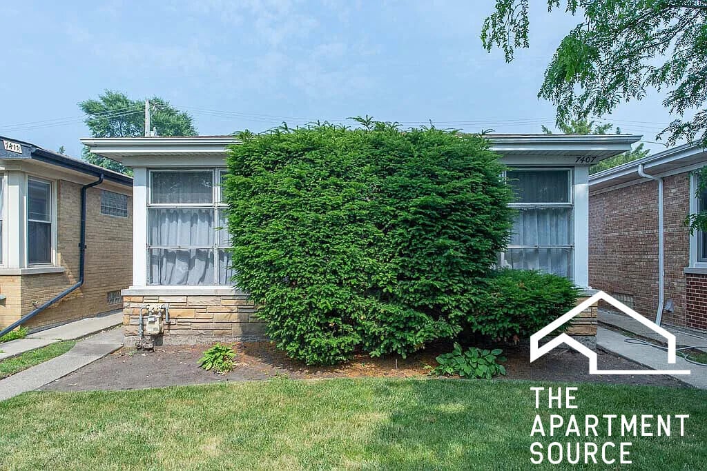 Building Photo - 7407 N California Ave