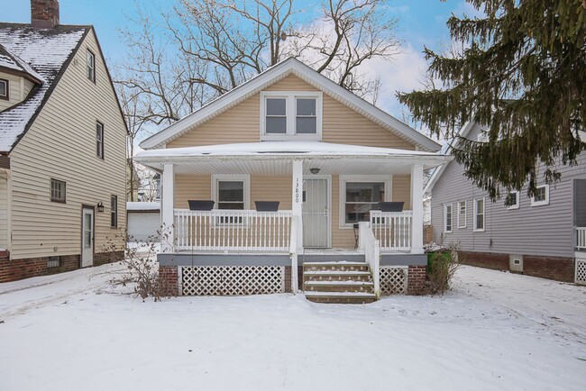 Building Photo - 4 BED 1 BATH UNIT IN GARFIELD HEIGHTS