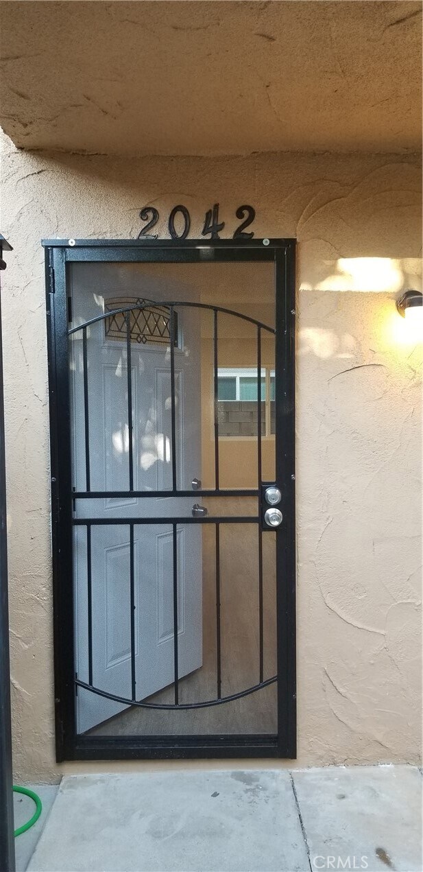 Building Photo - 2042 Evergreen St