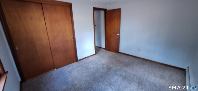 Building Photo - 12 Carpenter Rd