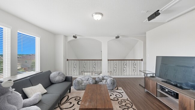 Building Photo - 6370 Tarrant Hl