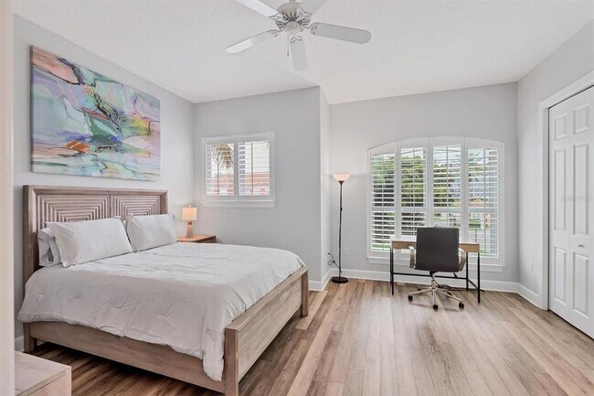 Building Photo - 5445 46th Ct W