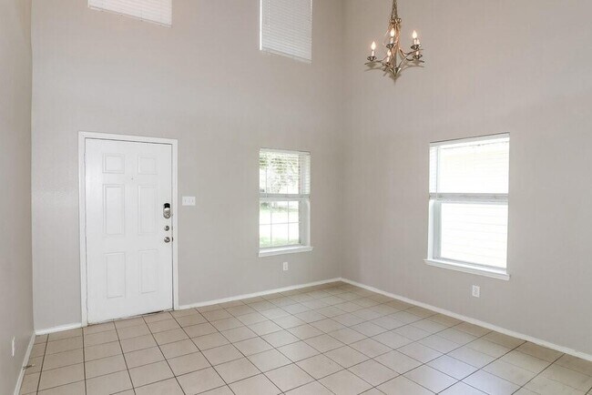 Building Photo - 20318 Clydesdale Ridge Dr