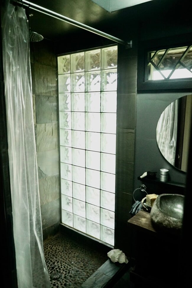 Building Photo - 2077 Stagecoach Canyon Rd