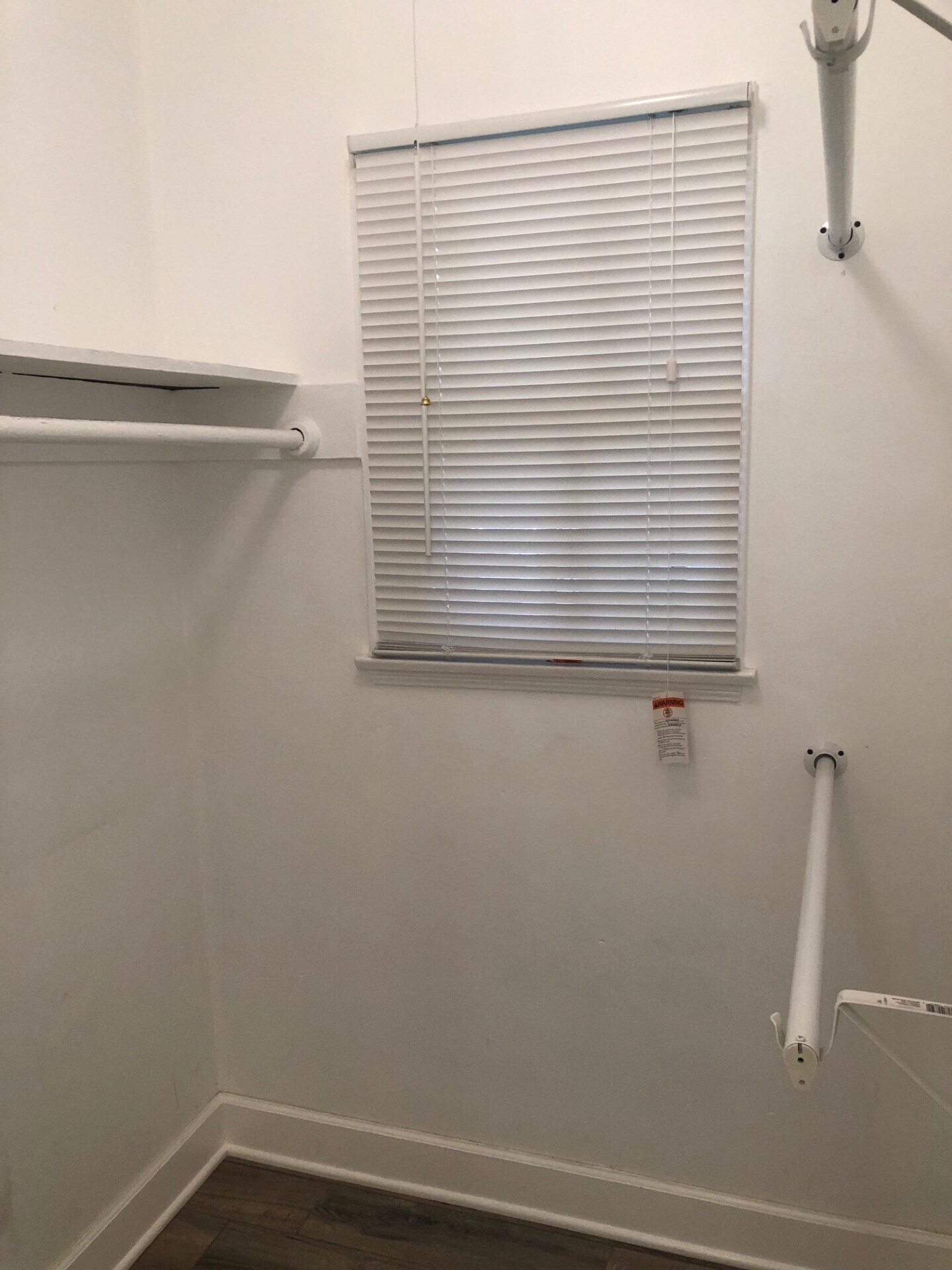 Building Photo - 5707 San Vicente Blvd