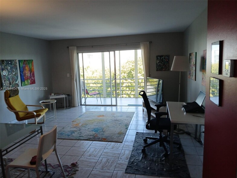 Building Photo - 1425 Atlantic Shores Blvd