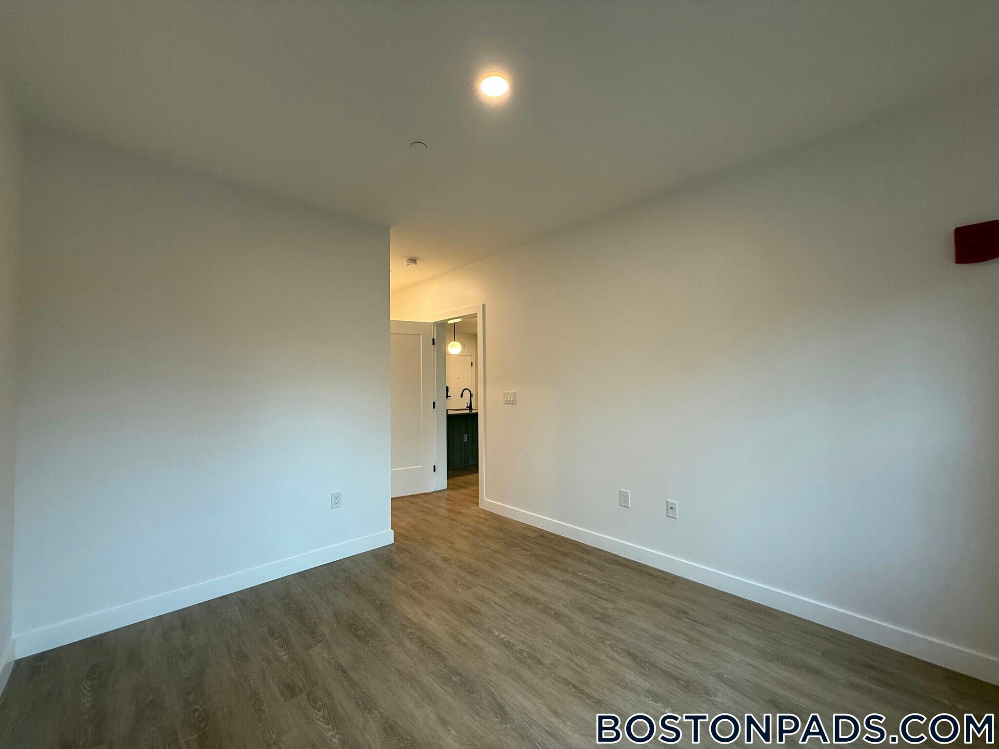 Building Photo - 199 Gardner St