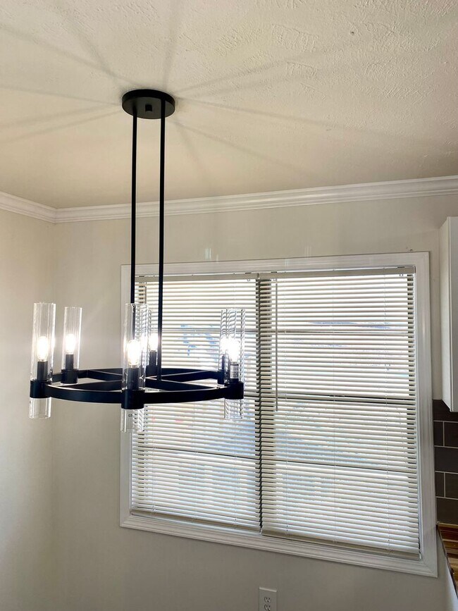 Building Photo - Nice 3 Bed home In Pearl!