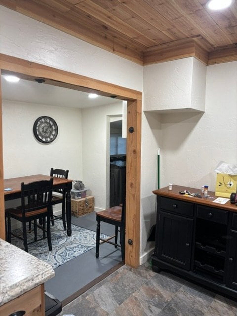 Building Photo - 902 E 900 S