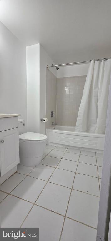 Building Photo - 12 S Van Dorn St