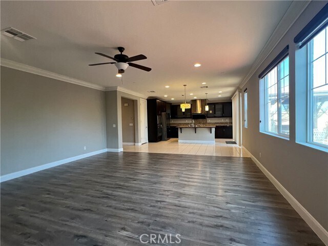 Building Photo - 9735 La Vine Ct
