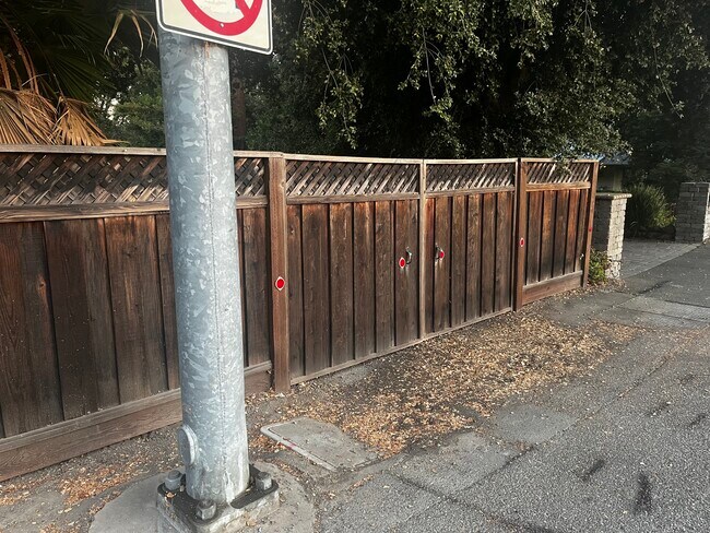 Building Photo - 3429 Bernal Ave