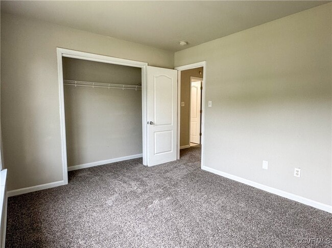 Building Photo - 14436 Sulphur Springs Terrace