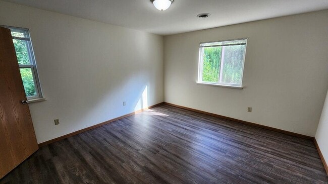 Building Photo - 5001 Taylor Rd