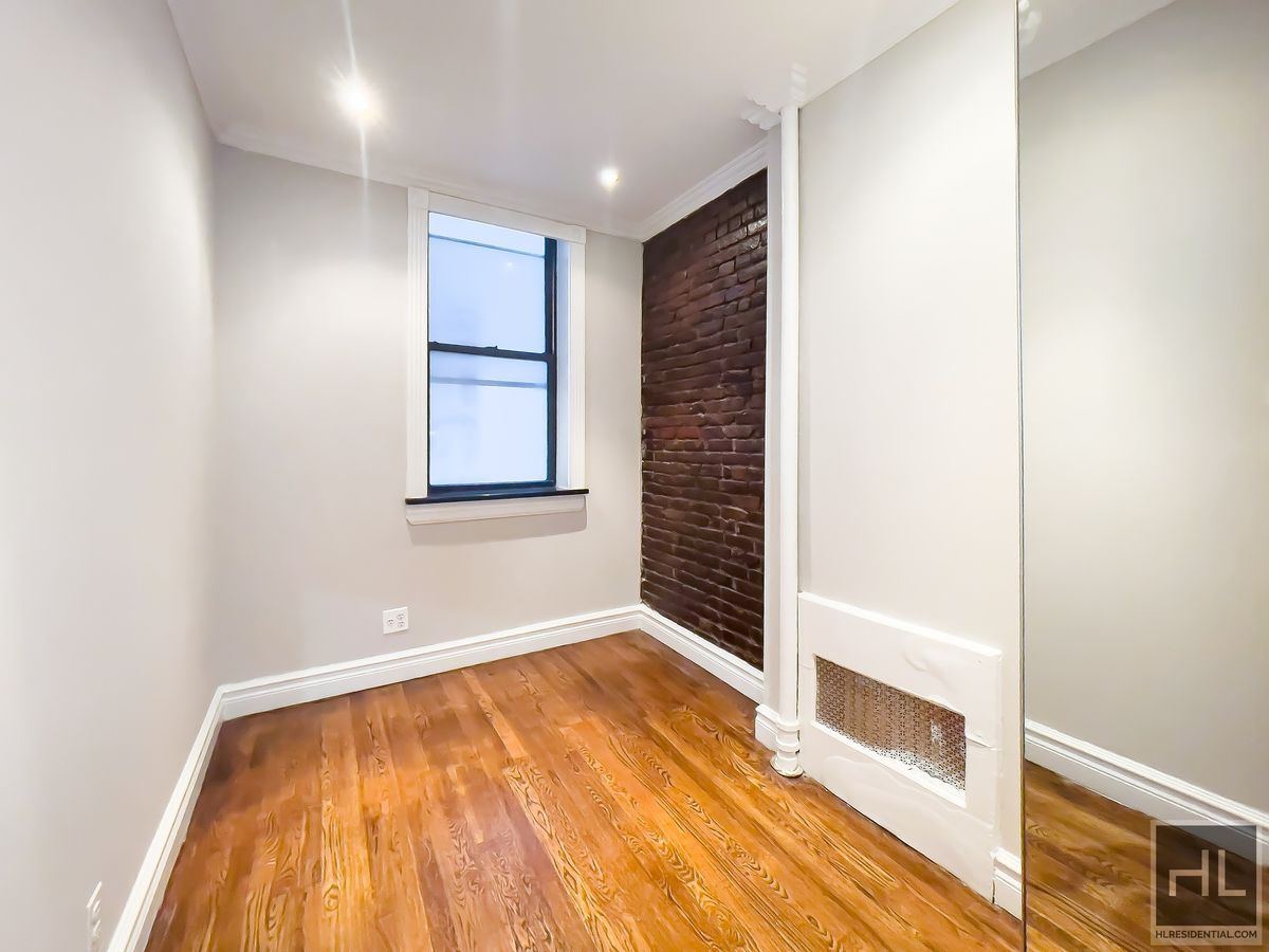 Building Photo - East 23rd Street