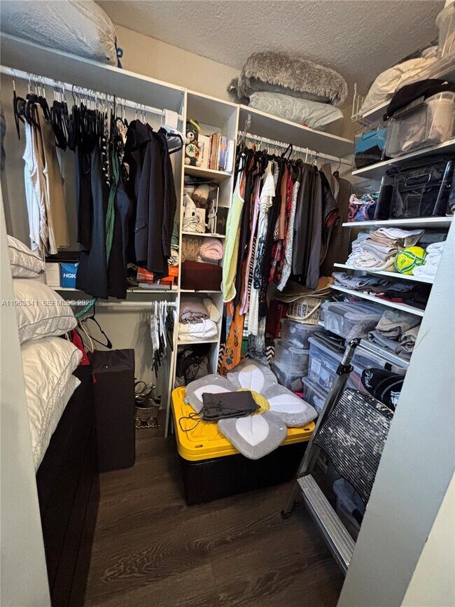 Building Photo - 341 SW 121st Ave