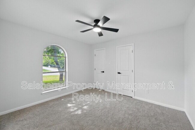 Building Photo - 406 Rickey Canyon Ave