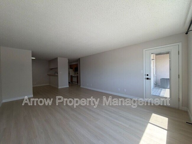 Building Photo - 2334 N 44th St