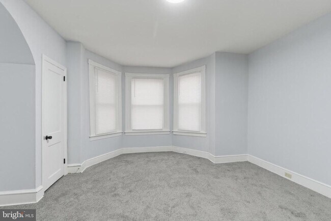 Building Photo - 5820 Race St