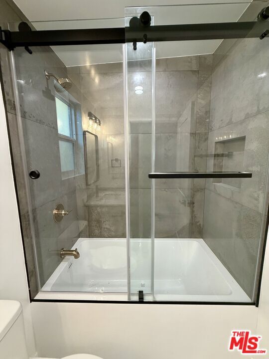 Building Photo - 3900 2nd Ave