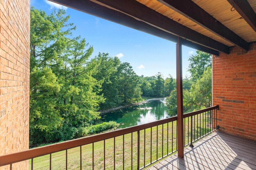 Water views! - 1920 Hunting Lake Ct