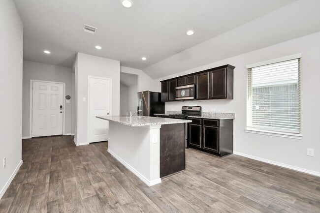 Building Photo - 9878 Laurel Lake Dr