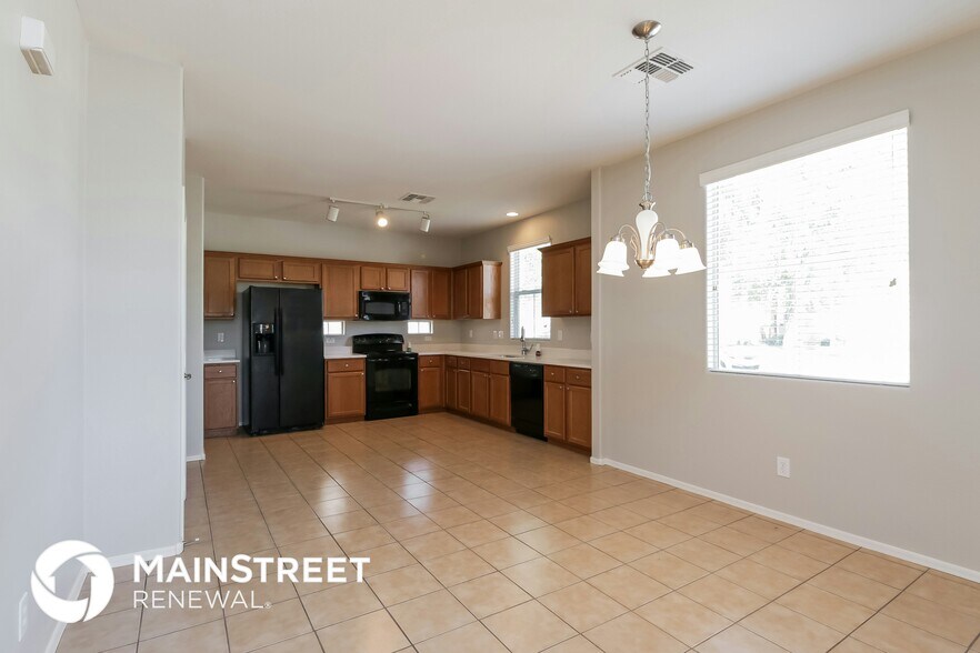 Building Photo - 3806 S 54th Glen