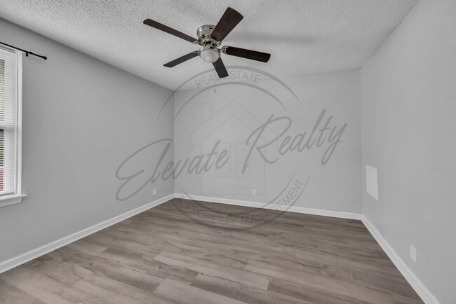 Building Photo - Updated Two Bedroom Ranch w/ Special!