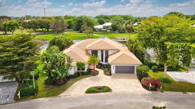 Building Photo - 11180 Isle Brook Ct