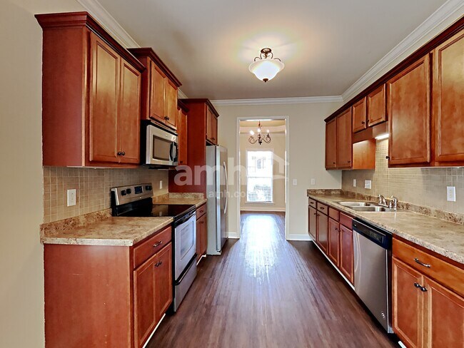 Building Photo - 5337 Cloister Dr