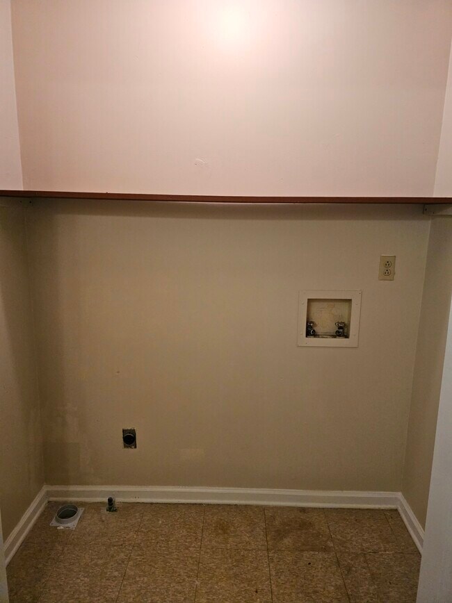 Building Photo - 3126 Caliente Ln