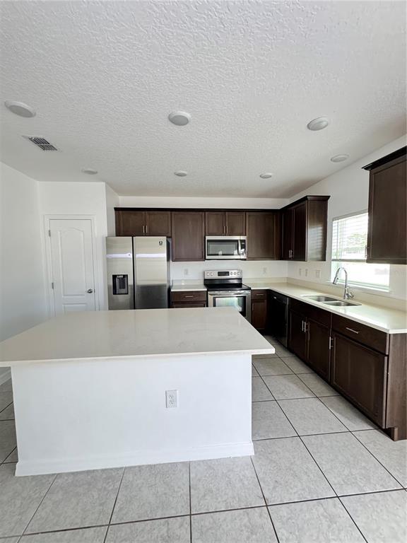 Building Photo - 803 James Dr